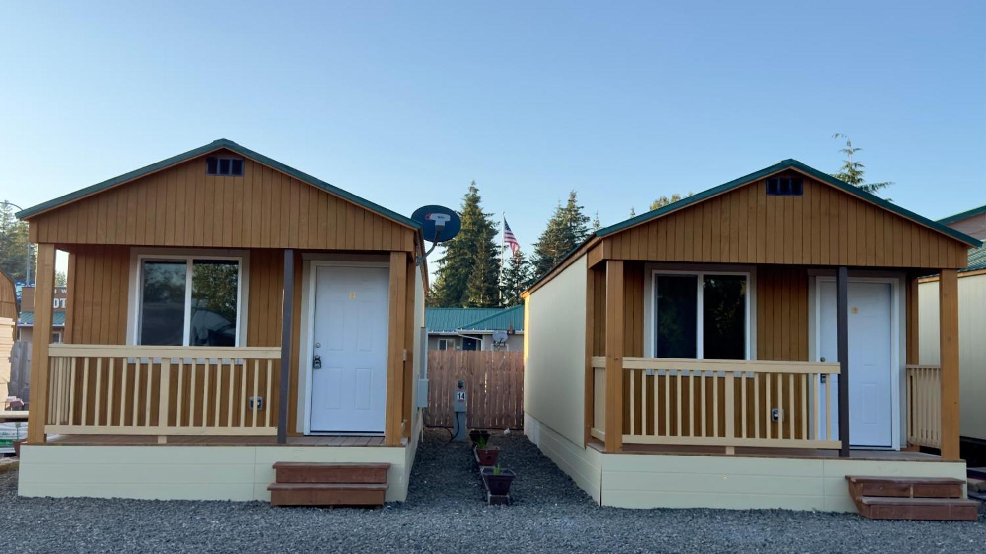 Far West Cabin-Tiny Homes Rental Forks Exterior photo